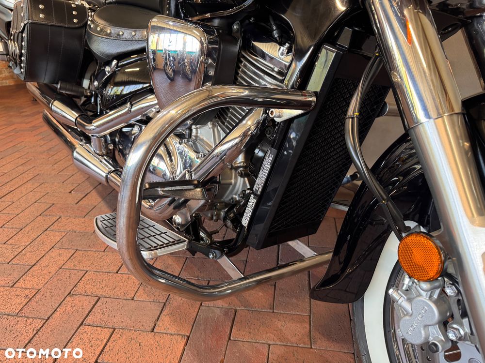 Suzuki VL 800 Volusia - Boulevard C50 - 20
