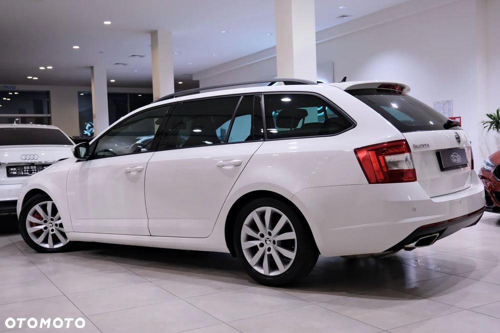 Skoda Octavia 2.0 TDI DSG RS - 15
