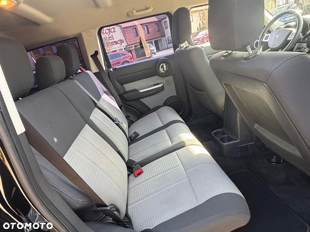 Dodge Nitro 3.7 V6 SLT 4WD - 38