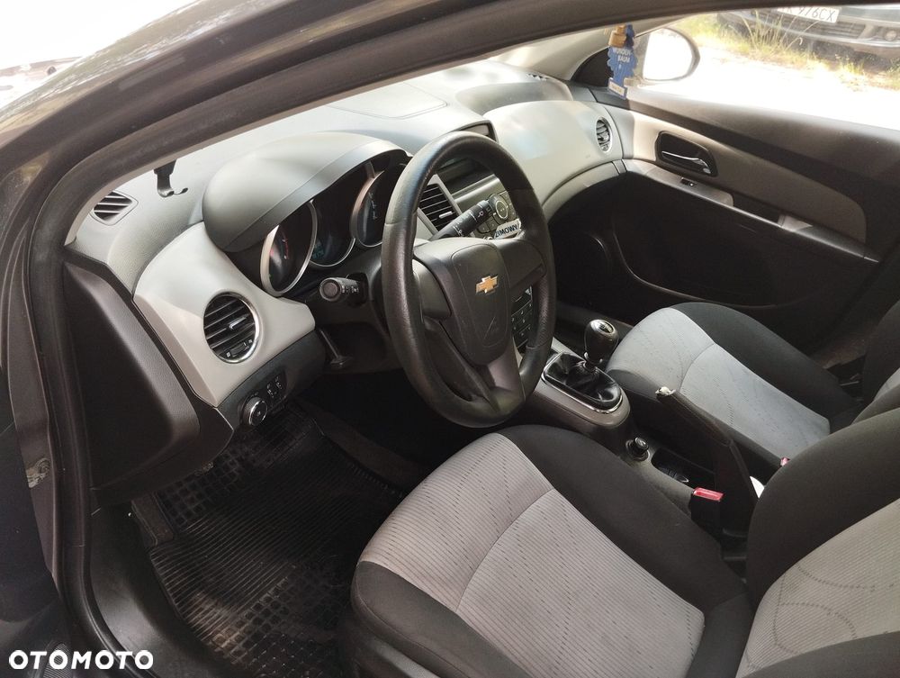 Chevrolet Cruze - 9