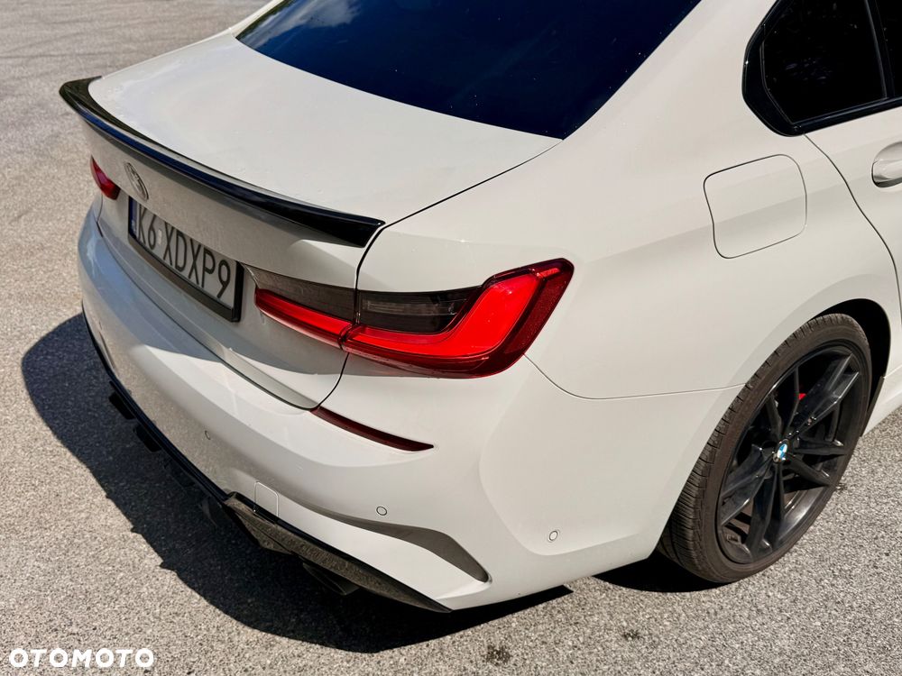 BMW Seria 3 330e xDrive M Sport sport - 13