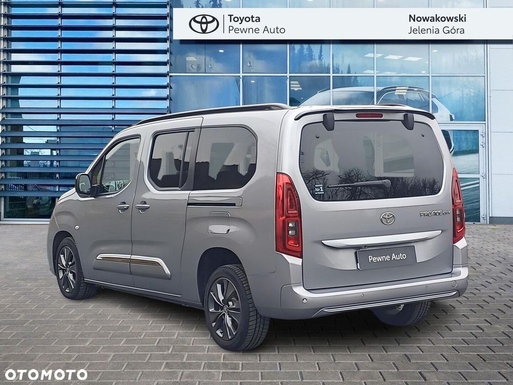 Toyota Proace City Verso Long 1.5 D-4D Family - 8
