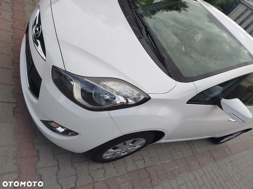 Hyundai ix20 1.4 UEFA EURO 2012 Edition - 11