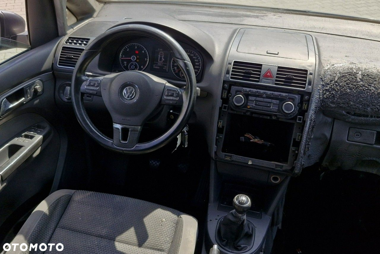 Volkswagen Touran 1.6 TDI DPF BlueMotion Technology STYLE - 13
