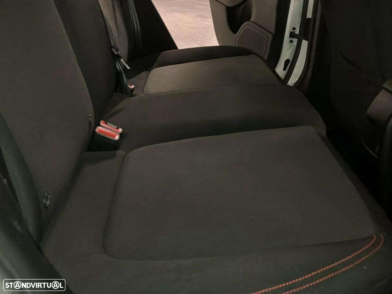 Ford Fiesta 1.0 EcoBoost ST-Line - 17