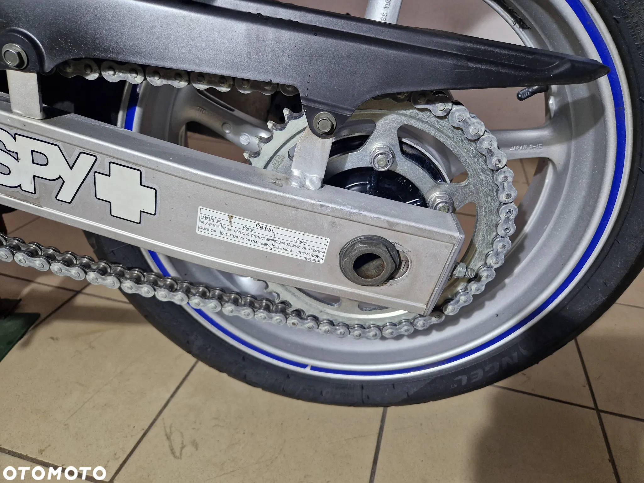 Yamaha FZ6 - 15