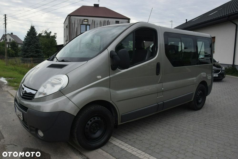 Opel Vivaro - 15