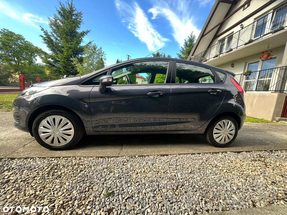 Ford Fiesta - 8