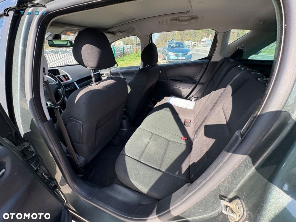 Peugeot 207 1.6 VTi Premium - 24