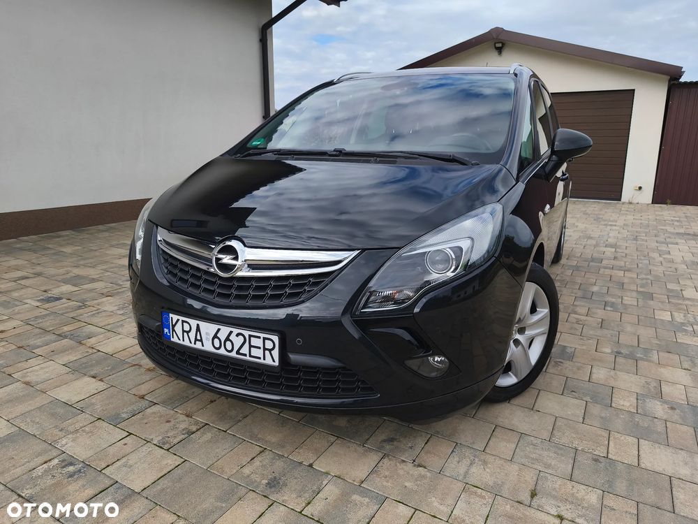Opel Zafira 1.4 T Cosmo EcoFLEX S&S - 1