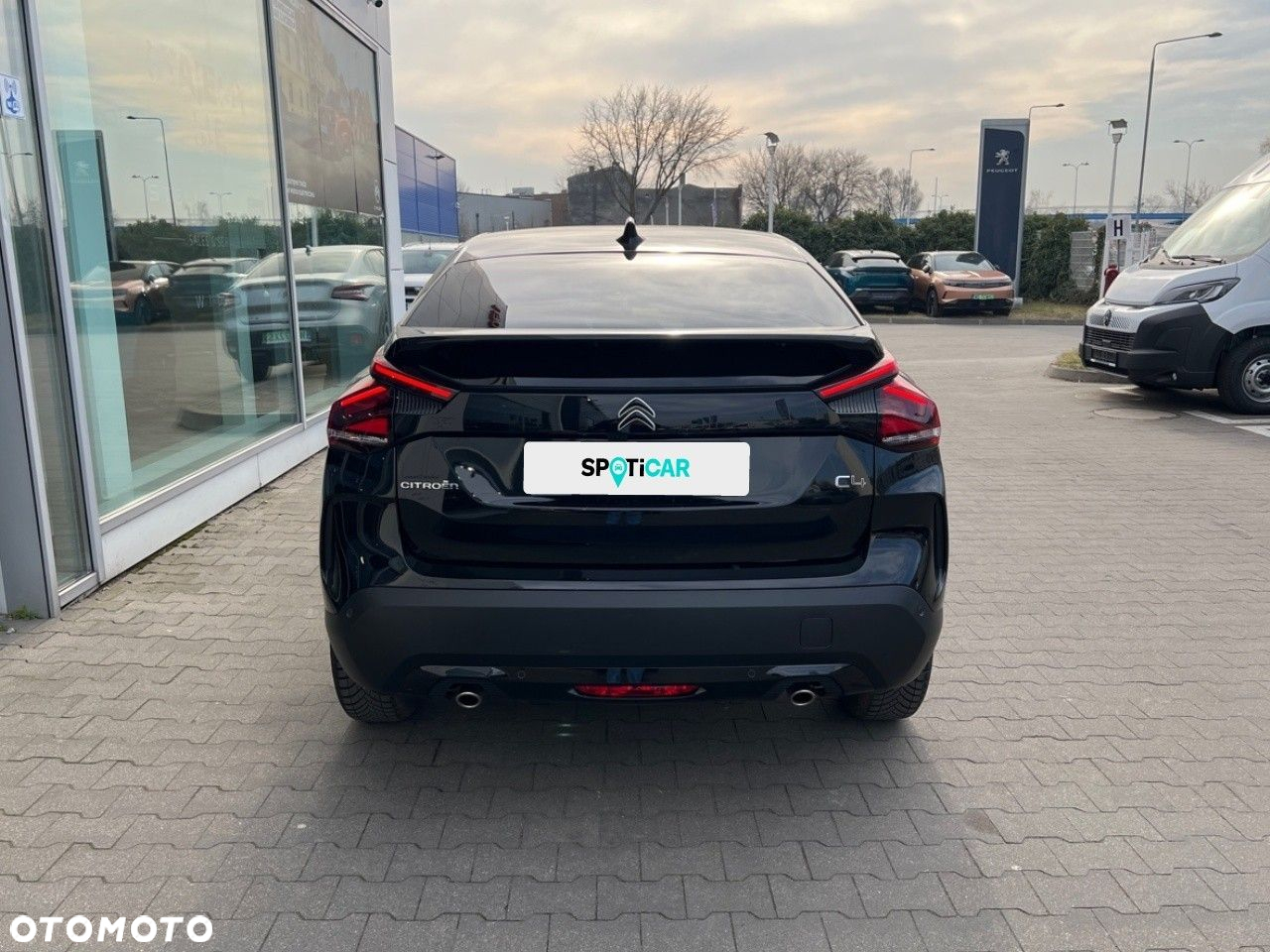 Citroën C4 1.2 PureTech Max S&S EAT8 - 5