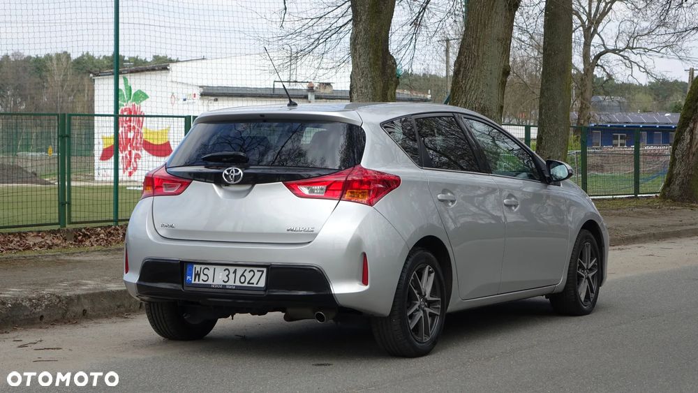 Toyota Auris - 34
