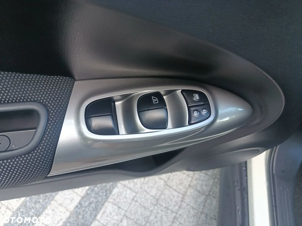 Nissan Juke 1.6 Visia Plus - 15