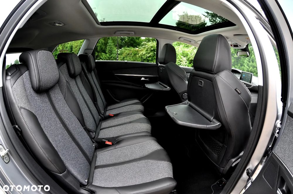 Peugeot 5008 1.2 PureTech Allure S&S - 24
