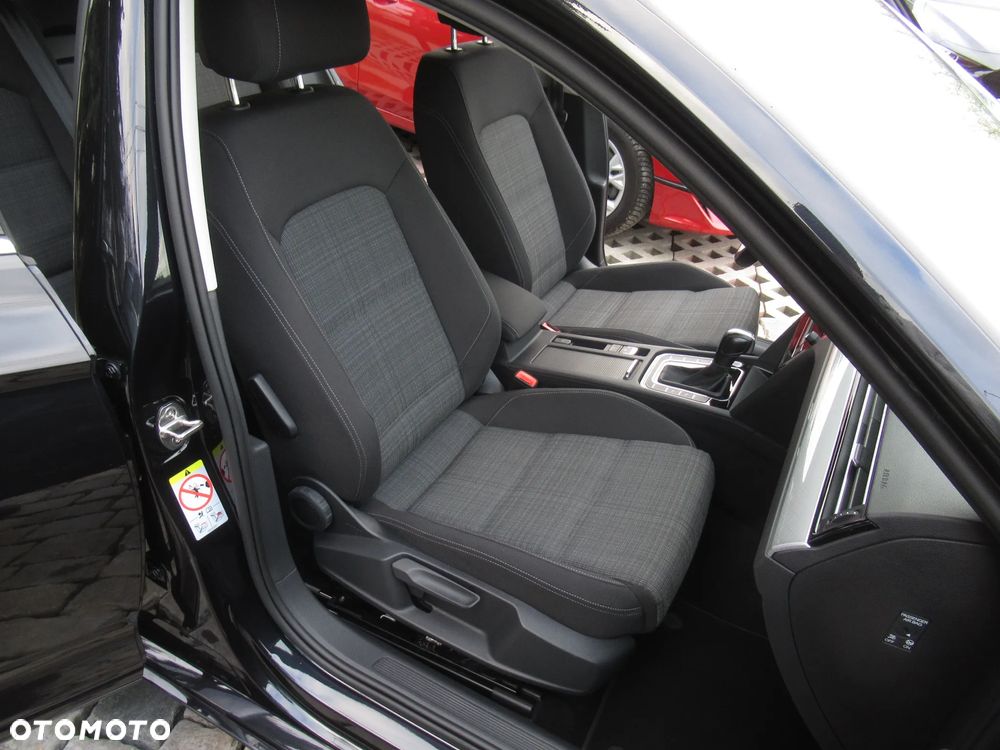 Volkswagen Passat 1.5 TSI EVO Business DSG - 11