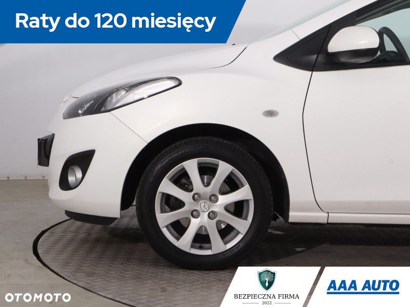Mazda 2 - 16