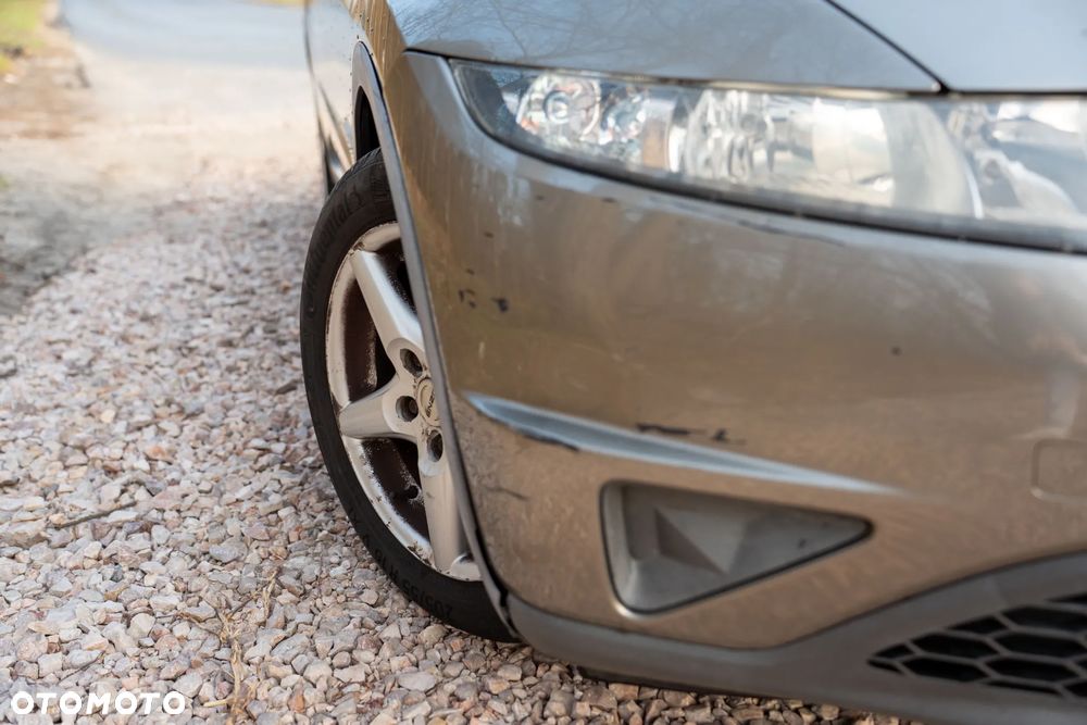 Honda Civic 1.8 Comfort - 21
