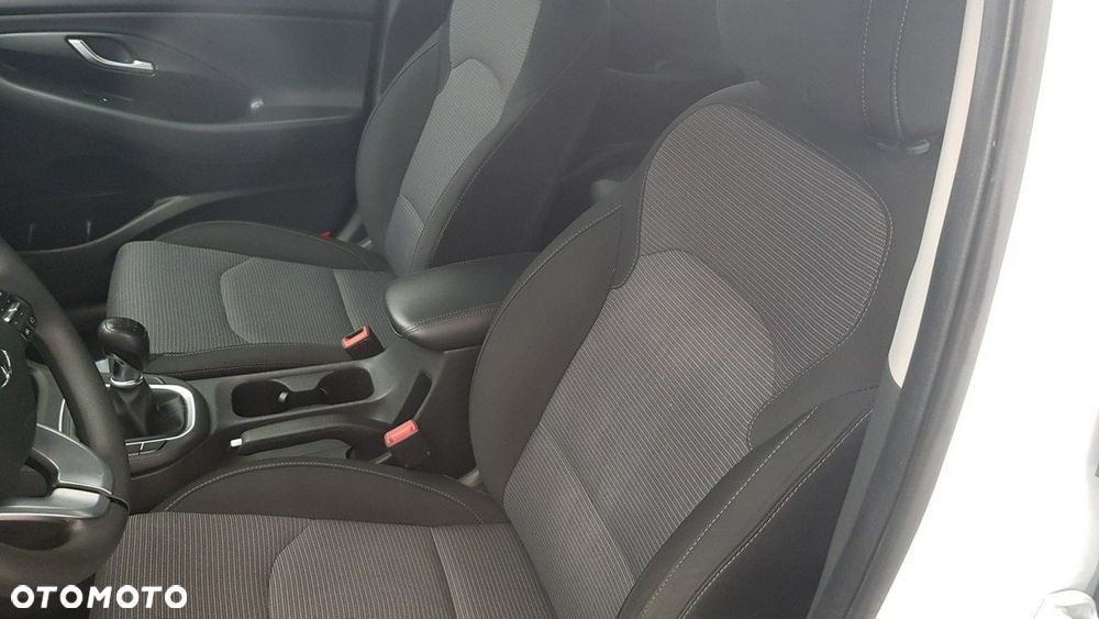 Hyundai i30 - 15
