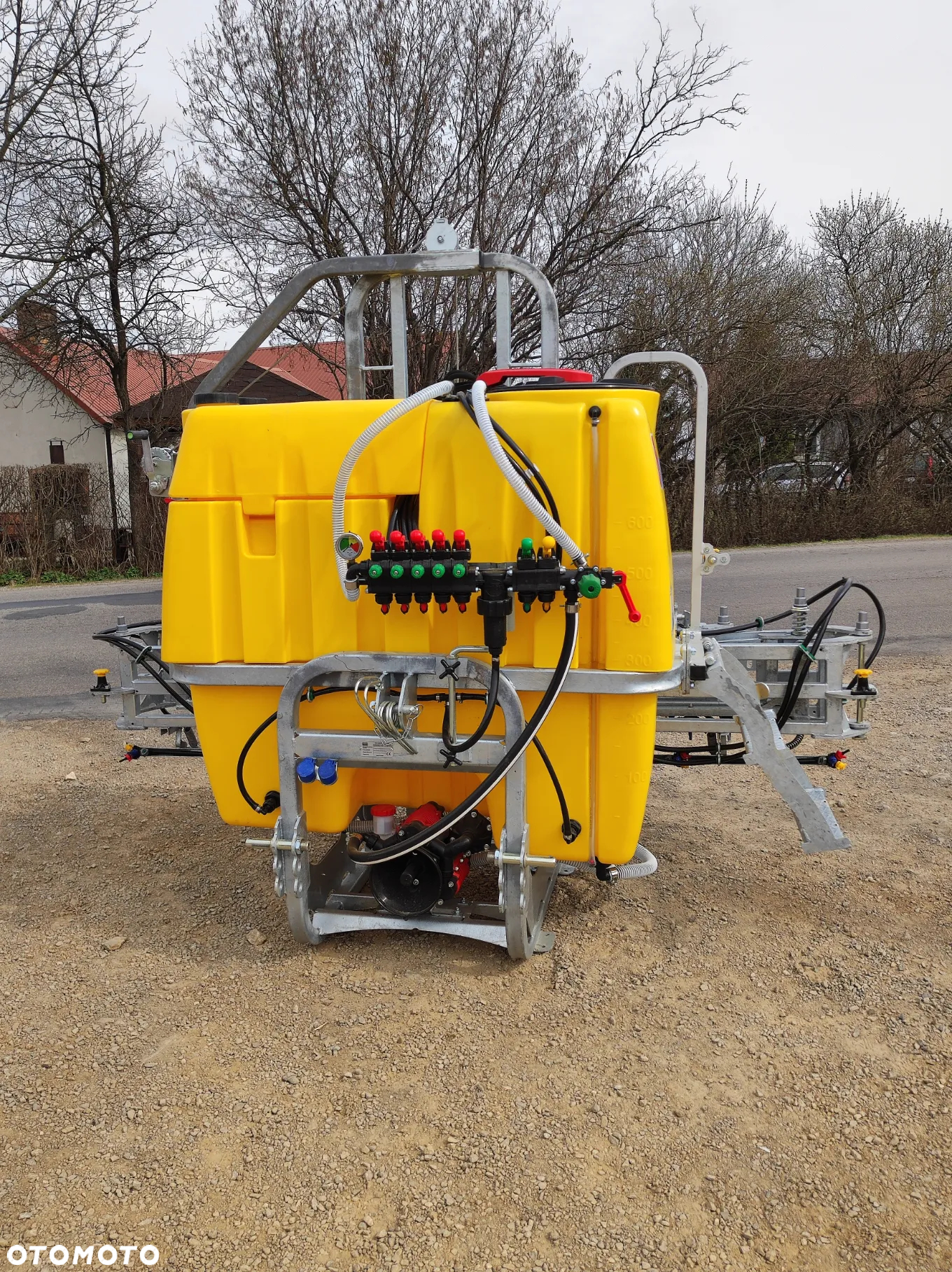 Opryskiwacz zawieszany TOLMET 300-1200l zawieszany / stabilizacja hydrauliczna / potrójna oprawa rozpylaczy RSM/ zawór stałociśnieniowy OD RĘKI - 13