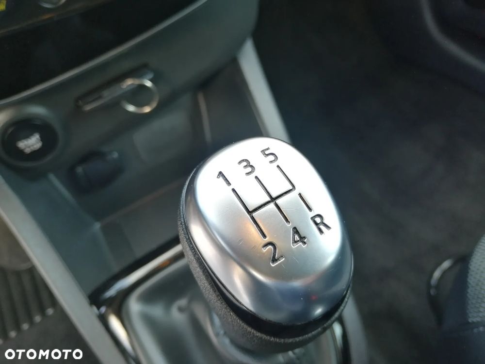 Renault Clio Grandtour (Energy) TCe 90 Bose Edition - 21