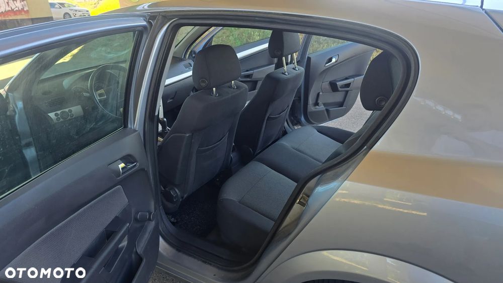 Opel Astra 1.4 150 Jahre - 28