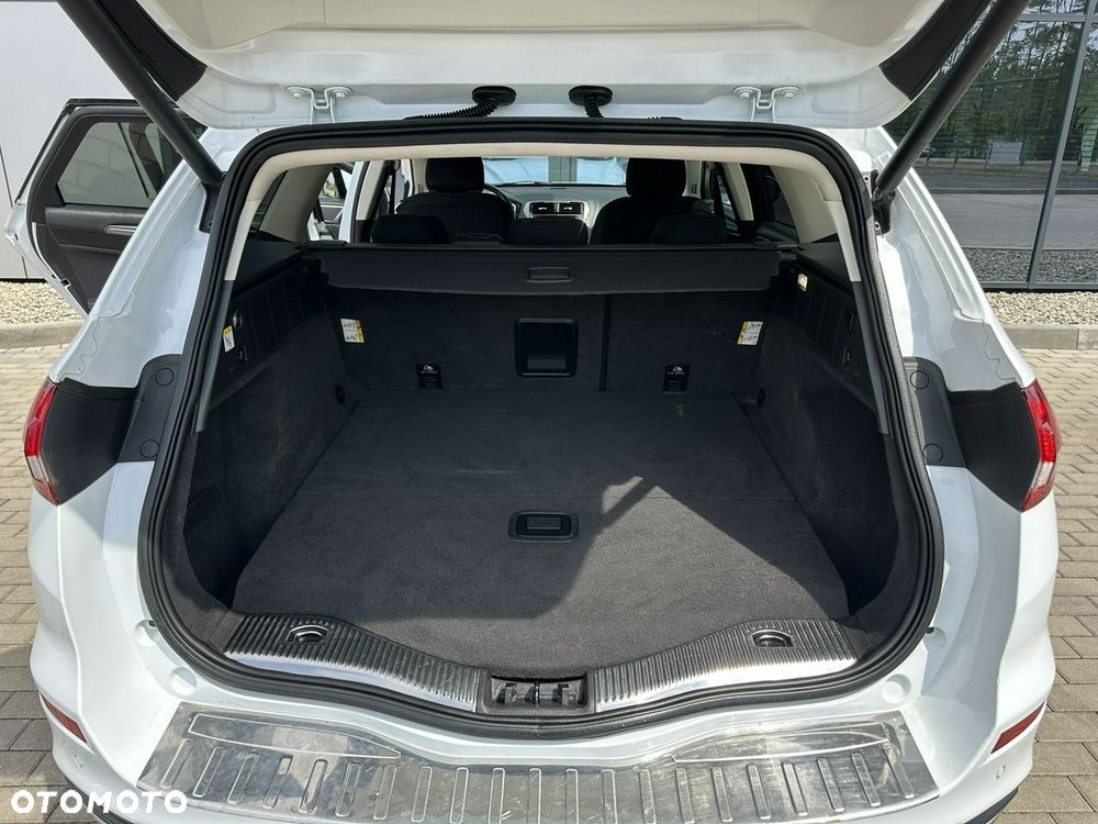 Ford Mondeo SW 2.0 EcoBlue Titanium - 32