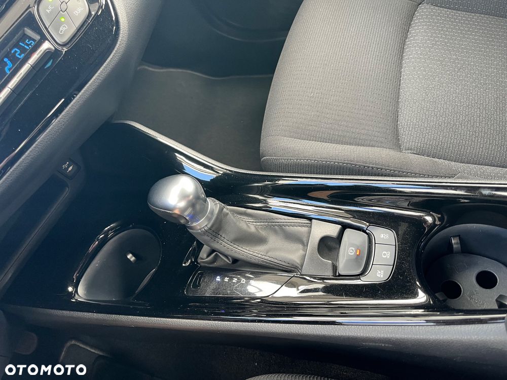 Toyota C-HR Flow - 37