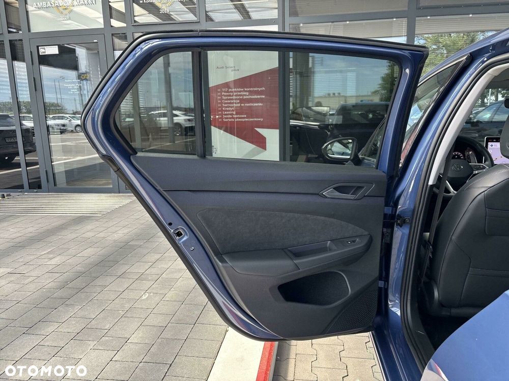 Volkswagen Golf - 13