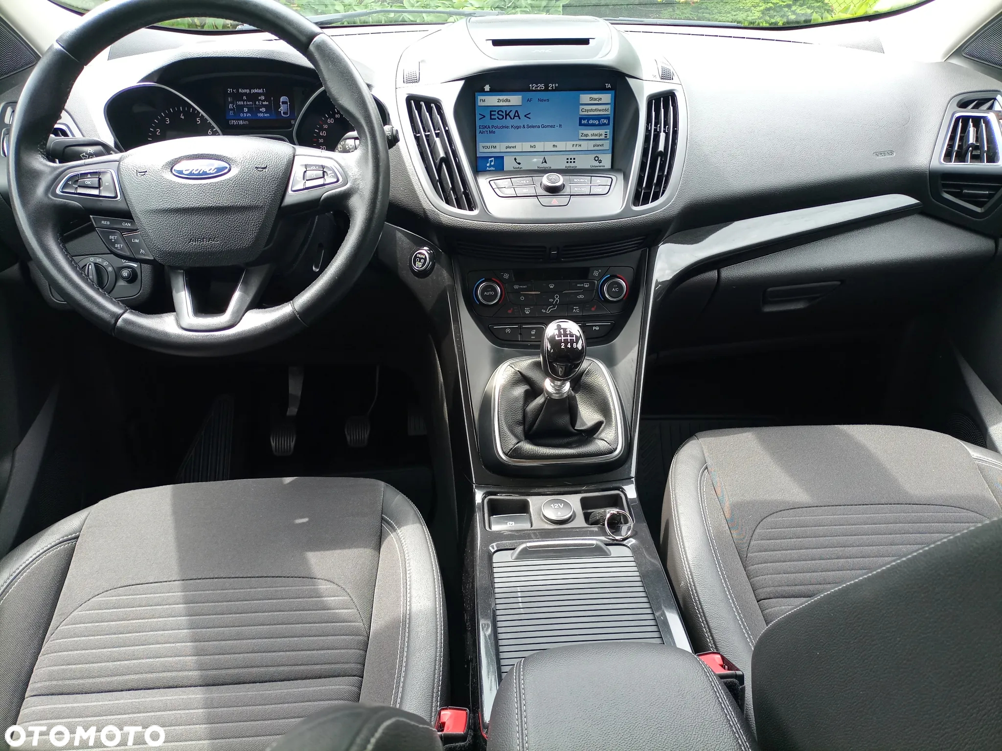 Ford Kuga 1.5 EcoBoost 2x4 Titanium - 13