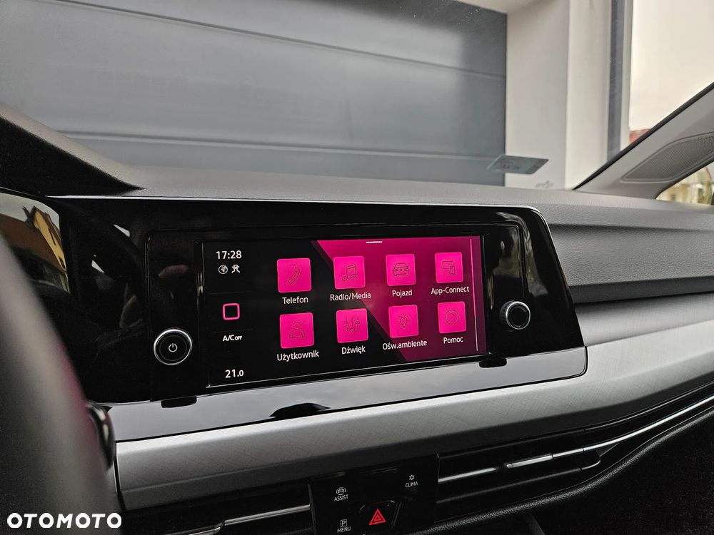 Volkswagen Golf 1.5 TSI EVO Life - 37