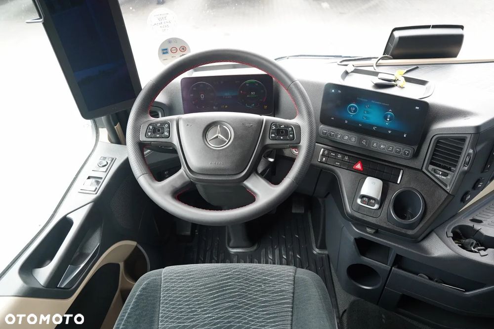 Mercedes-Benz BENZ ACTROS 2545 / FIRANKA - 7,4 M / MEGA / 6x2 / OŚ PODNOSZONA / OŚ PODNOSZONA / WIELTON / 2021 - 31