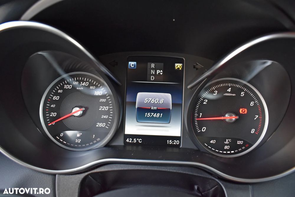 Mercedes-Benz C 180 9G-TRONIC AMG Line - 21