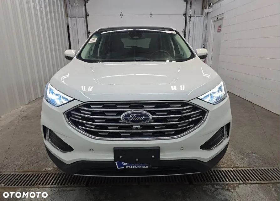 Ford Edge - 2