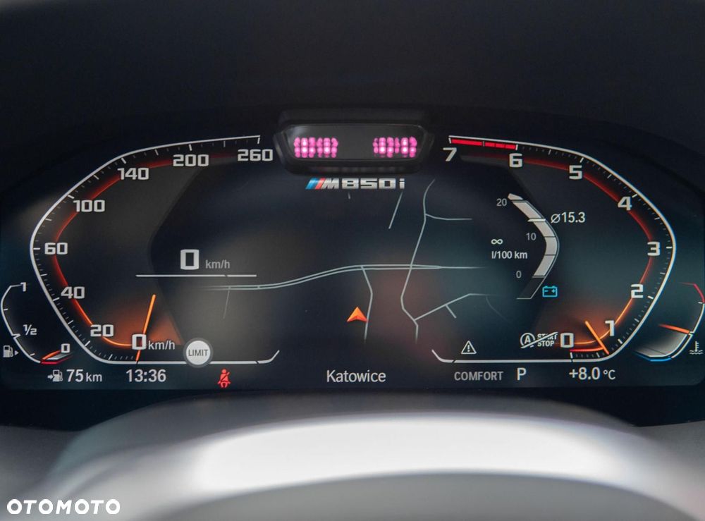BMW Seria 8 M850i xDrive - 28