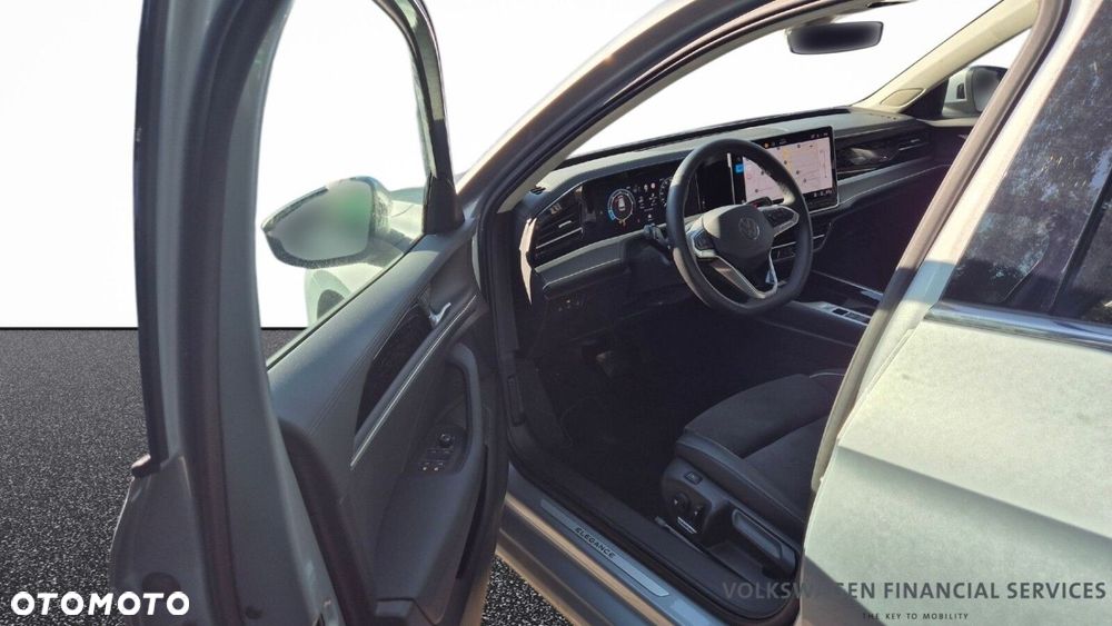 Volkswagen Passat 2.0 TDI SCR 4Mot Elegance DSG - 6