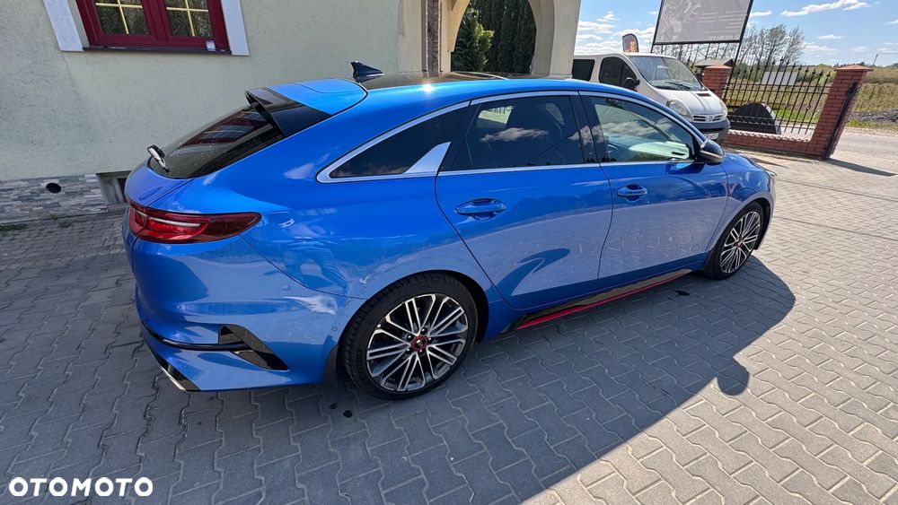 Kia ProCeed - 1