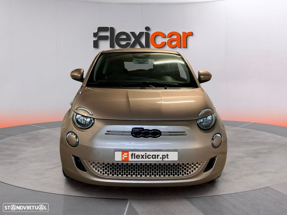 Fiat 500e 42 kWh Icon — fotografia 2