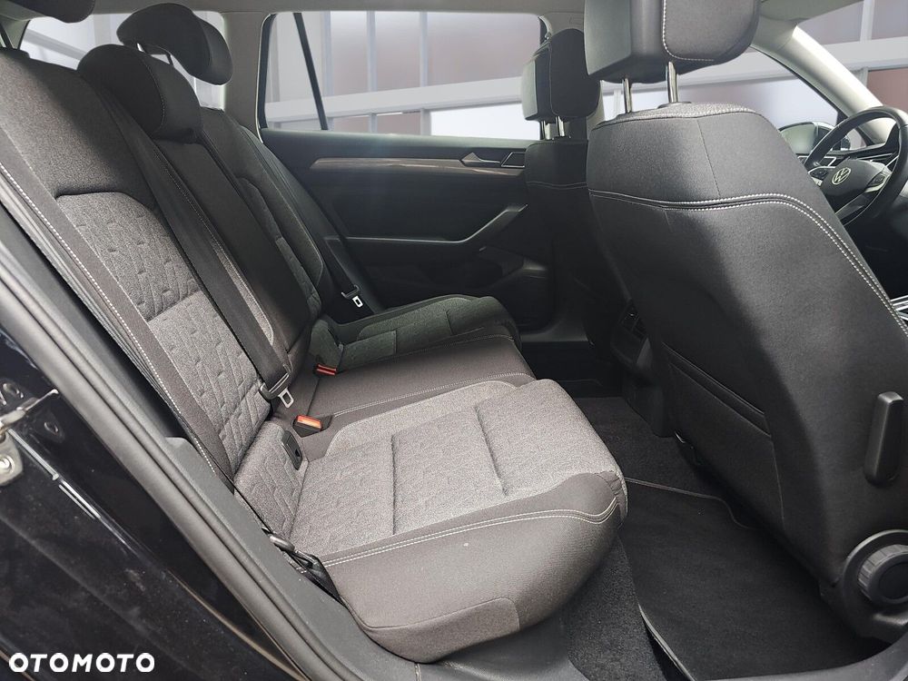 Volkswagen Passat Variant - 12