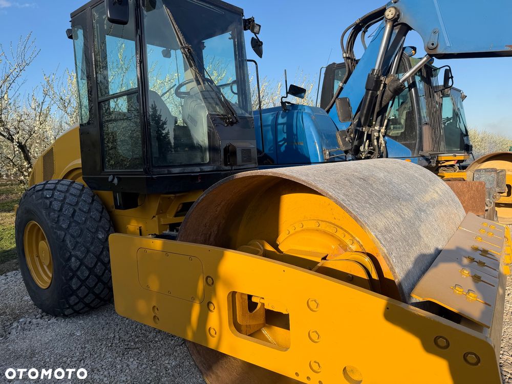 Caterpillar CS56 - 15