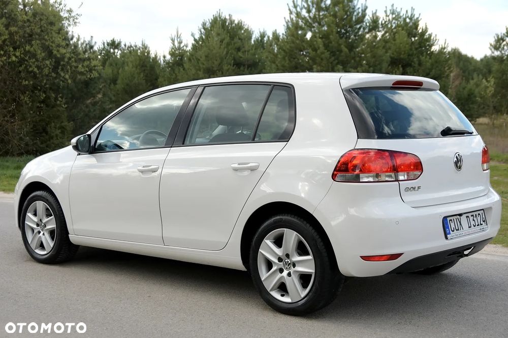 Volkswagen Golf - 5