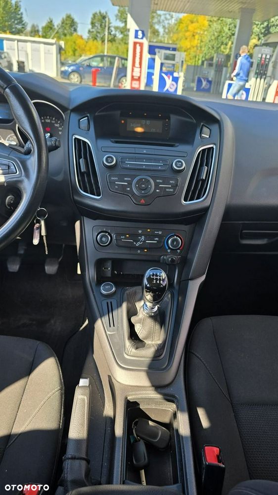 Ford Focus - 13