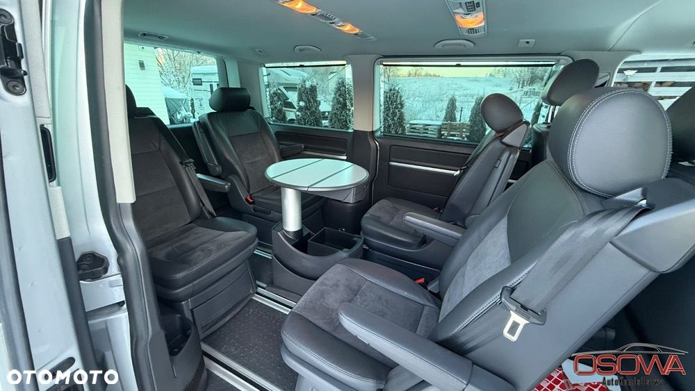 Volkswagen Multivan - 29