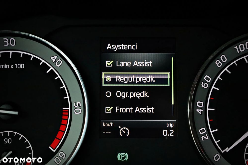 Skoda Superb 2.0 TDI SCR Ambition - 27