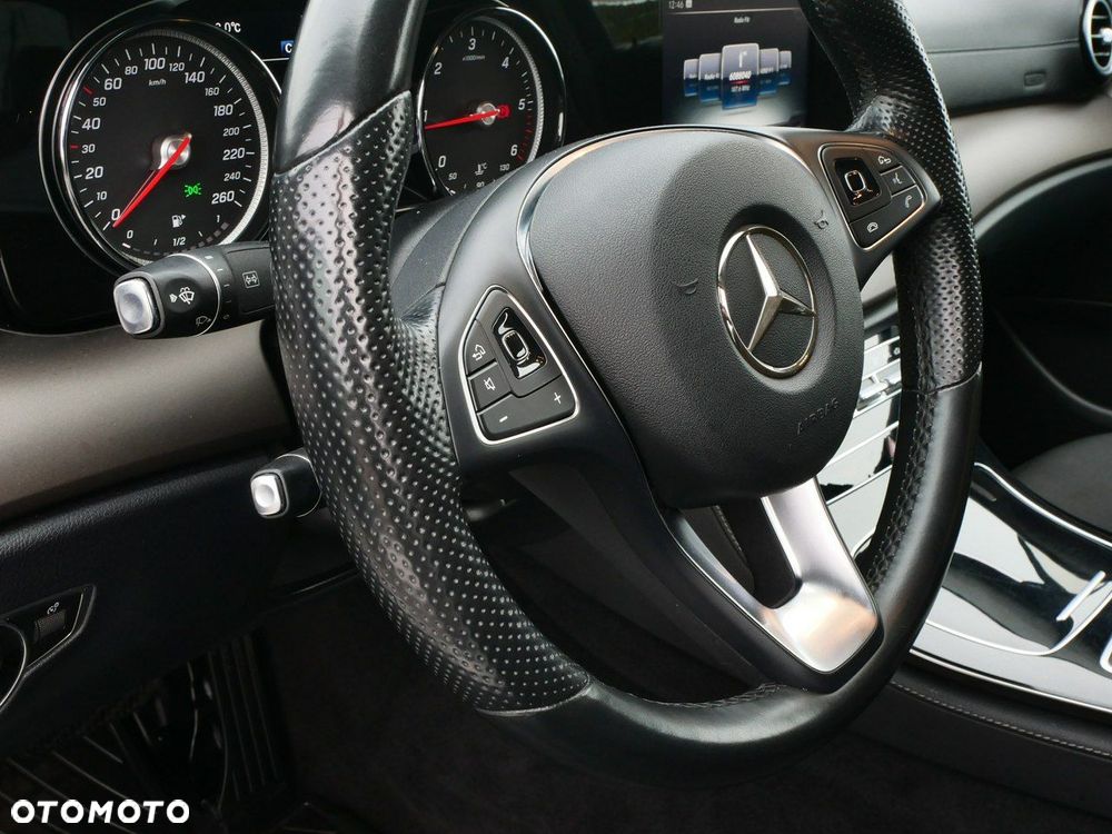 Mercedes-Benz Klasa E 220 d 9G-TRONIC - 15