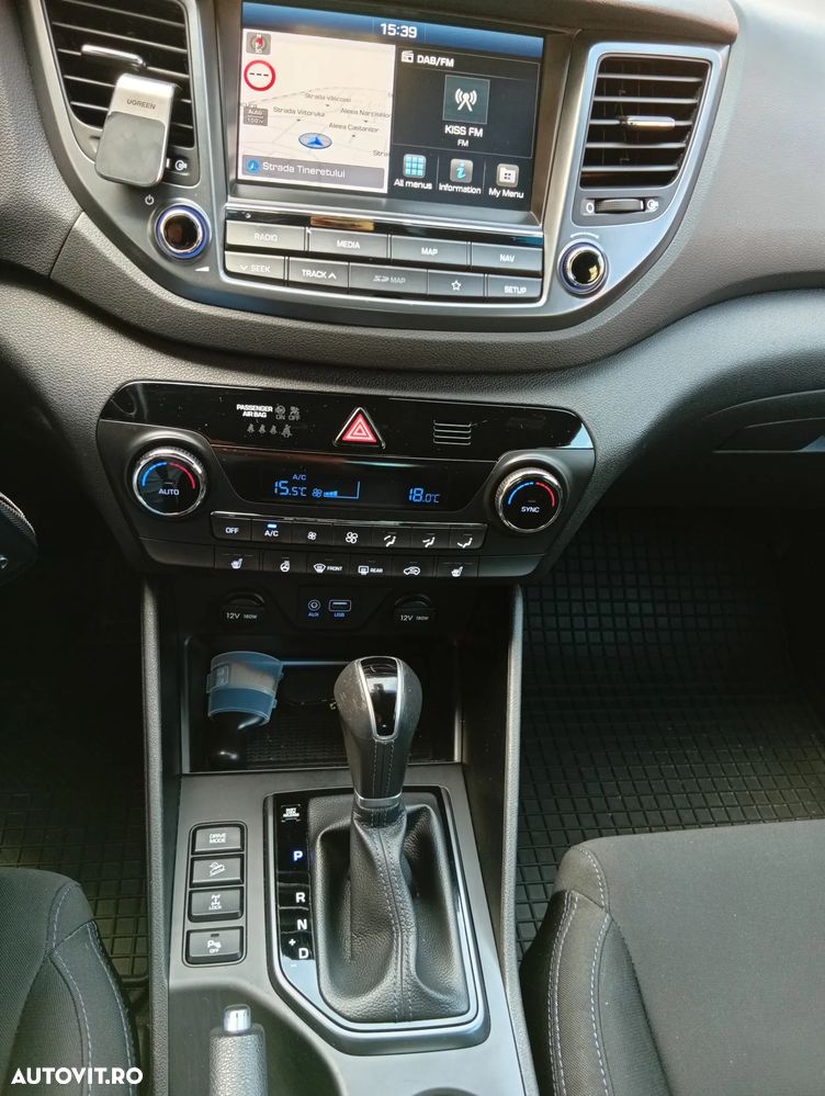 Hyundai Tucson blue 2.0 CRDi 4WD Aut. Premium - 8