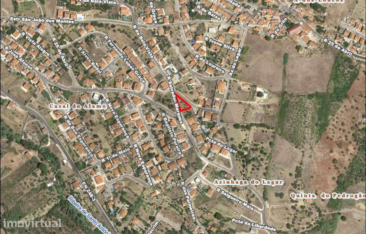 Para Venda — Terreno com Projeto para Moradia - Grande imagem: 2/19