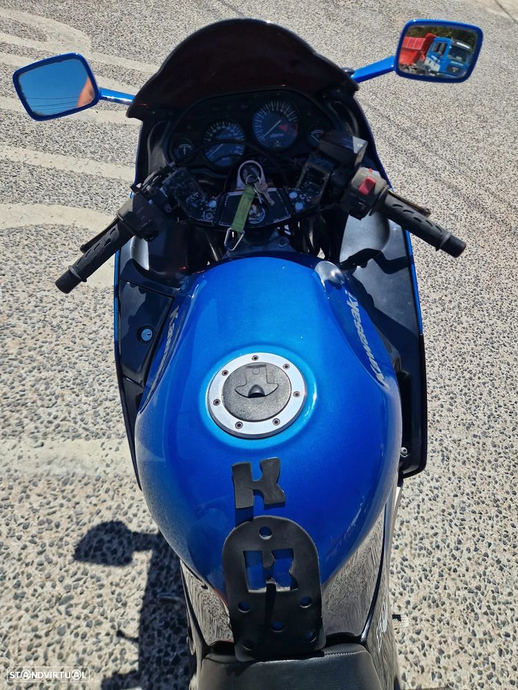Kawasaki ZZR 600 Possível Financiamento - 11