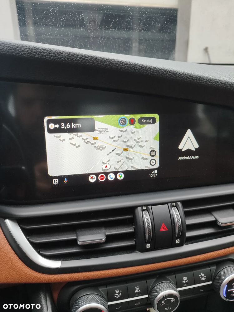 Alfa Romeo Giulia 2.0 Turbo 16V AT8-Q4 Ti - 15