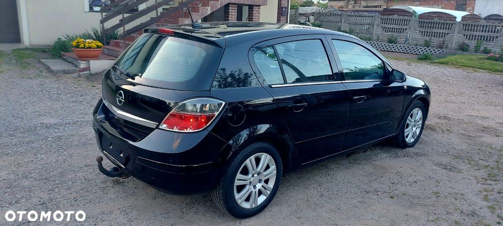 Opel Astra 1.6 Design Edition - 7