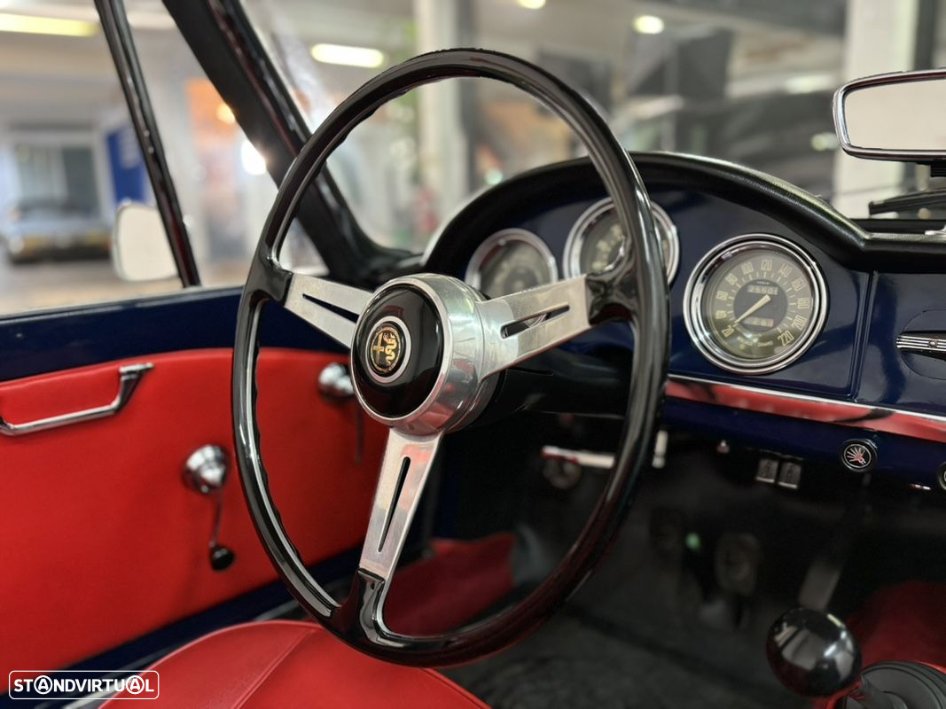 Alfa Romeo Giulia - 21